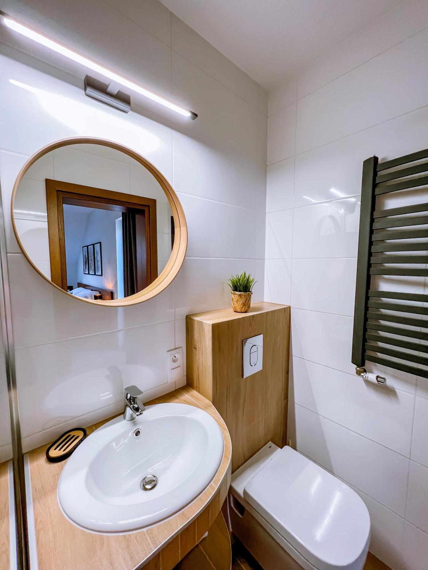 Domek Pod Katalpami Glowno Rum bild
